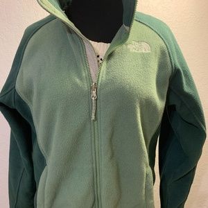 2 tone green fleece jacket .  The North Face Women's Size Large